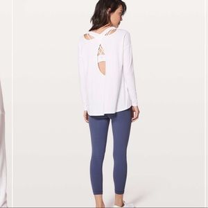 Lululemon Back Into It Long Sleeve
White
Size 6
